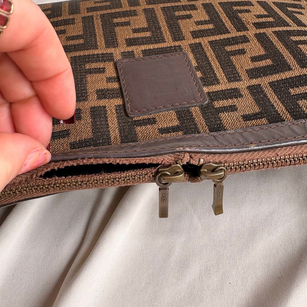 Vintage Fendi Zucca Canvas and Leather Monogram Thin Shoulder Bag - Picture 5 of 16